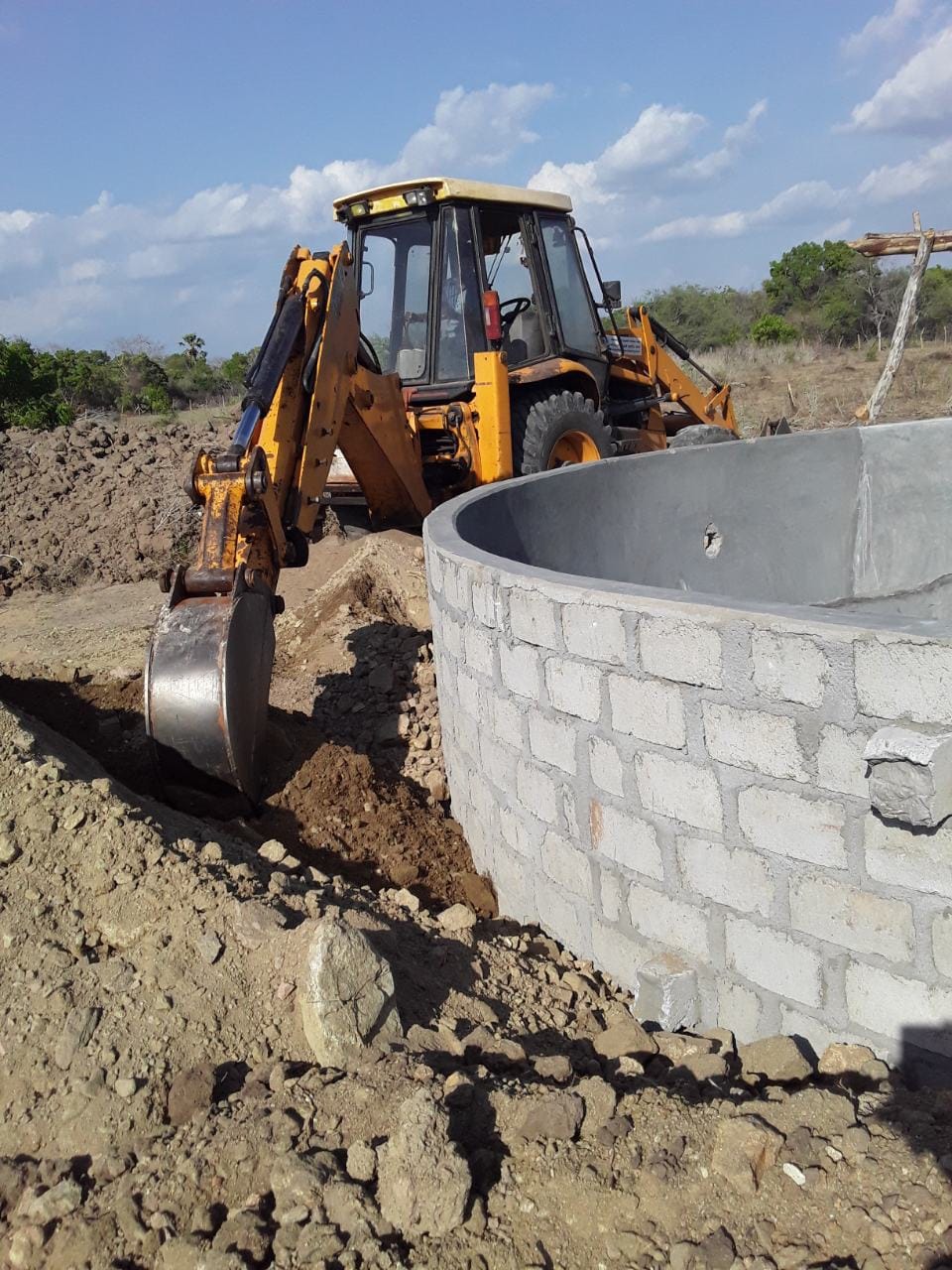 Building 28 feet dia well (1) Building 28 feet dia well (1)