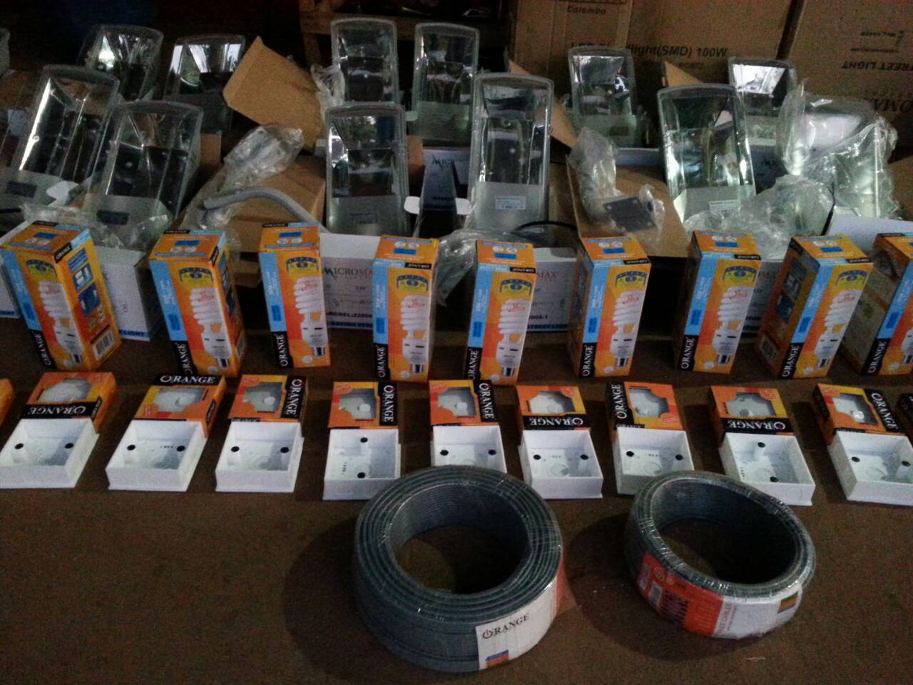 Street lights (12) Street lights (12)