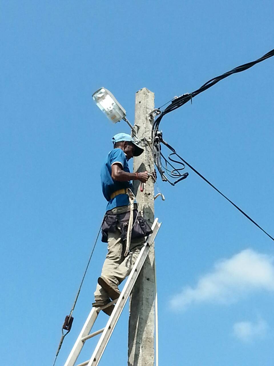 Street lights (5) Street lights (5)